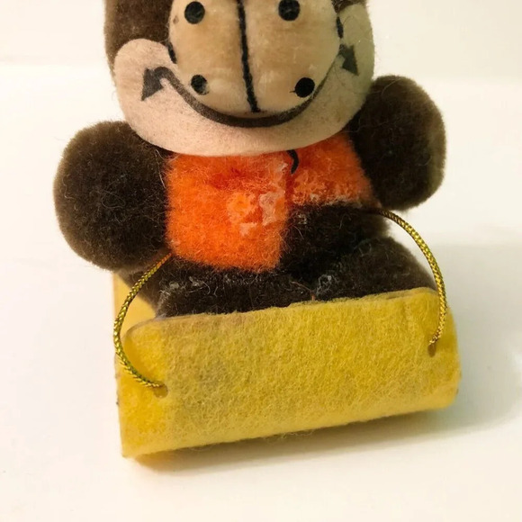 Vintage A&W Root Beer Advertising Bear On Sled Christmas Tree  Ornament Flaws - Picture 10 of 16